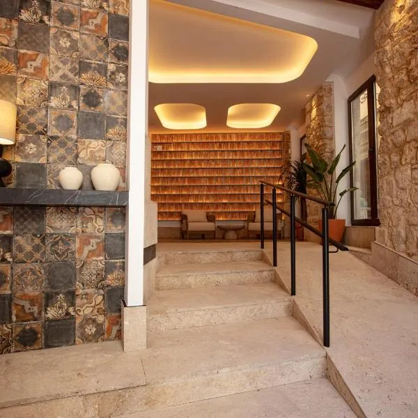 VELALMA -Edificio exclusivo de apartamentos turisticos en Centro histórico-JAEN，位于哈恩的酒店