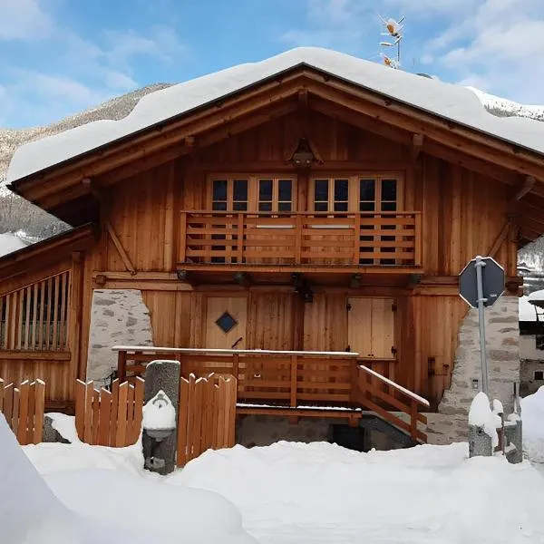 Exclusive Chalet Maso Molini，位于Terzolas的酒店