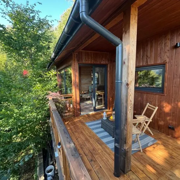 Domek nad jeziorem w górach，位于米德兹布德茨比艾斯科的酒店