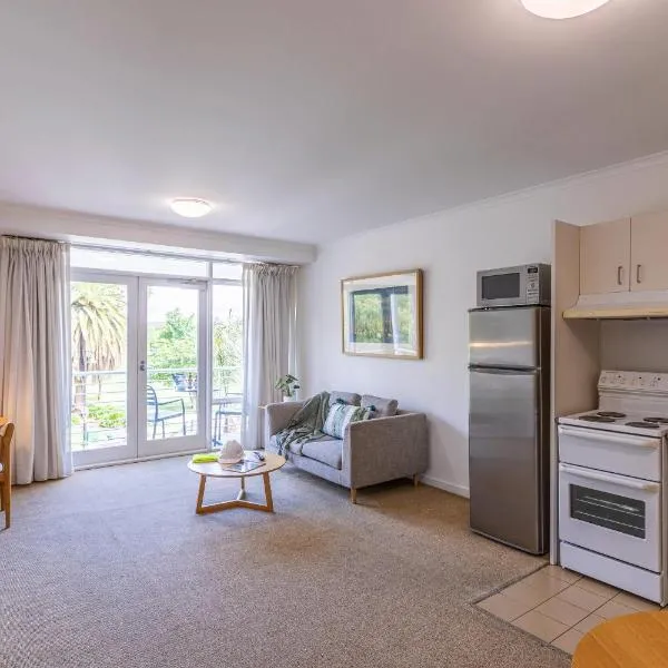 MainStay Suites Williamstown，位于威廉斯敦的酒店
