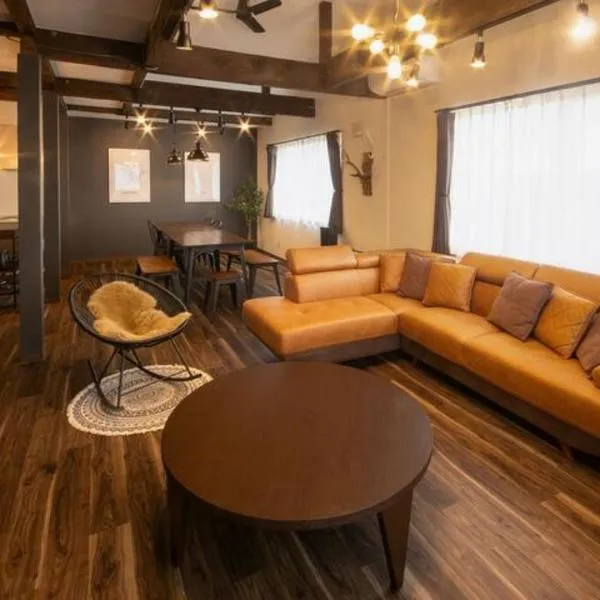 Yadoya YADOKARI，位于比布的酒店