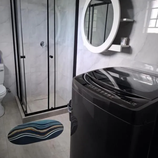 Cosy Cottage Apartments -Self Catering,位于弗朗西斯敦的酒店