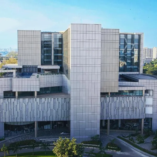 Crowne Plaza Dhaka Airport by IHG,位于达卡的酒店
