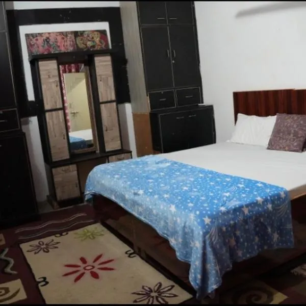 Shree Bihari ji Dham，位于范兰德凡的酒店