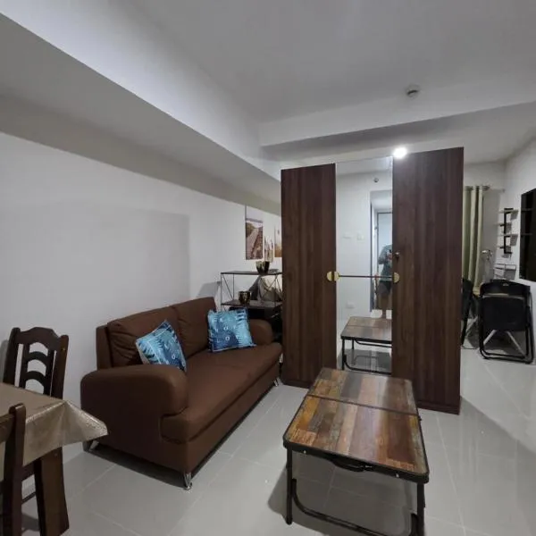 Jtower Residences - Comfort Living，位于曼达维市的酒店