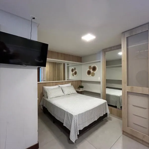 Residence Farol - Loft 213 - Vista mar Prainha e Farol，位于拉古纳的酒店