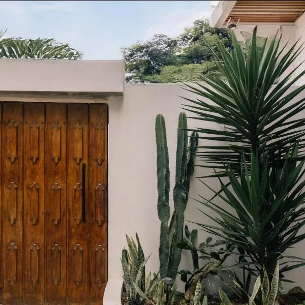 Hotel Pimampiro，位于巴克里索莫雷诺港的酒店