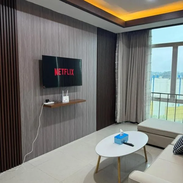 Penuin BCC Residence 3BR 2 Toilet - Strategically Located，位于名古屋的酒店