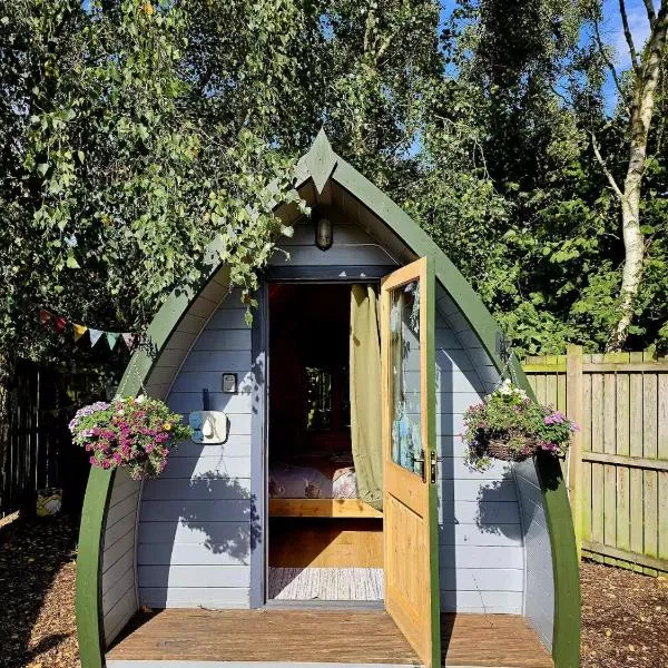 The Forest Pod - Wood Fired Hot Tub and Fire Pit，位于Hambleton的酒店