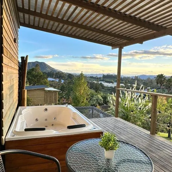 Alto Paraiso Glamping "A"，位于Carmen de Viboral的酒店