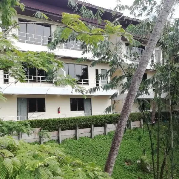 Baan-kawkaew-kata，位于Ban Karon的酒店