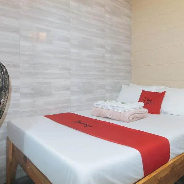 RedDoorz Hostel @ Faes Transient House,位于碧瑶的酒店