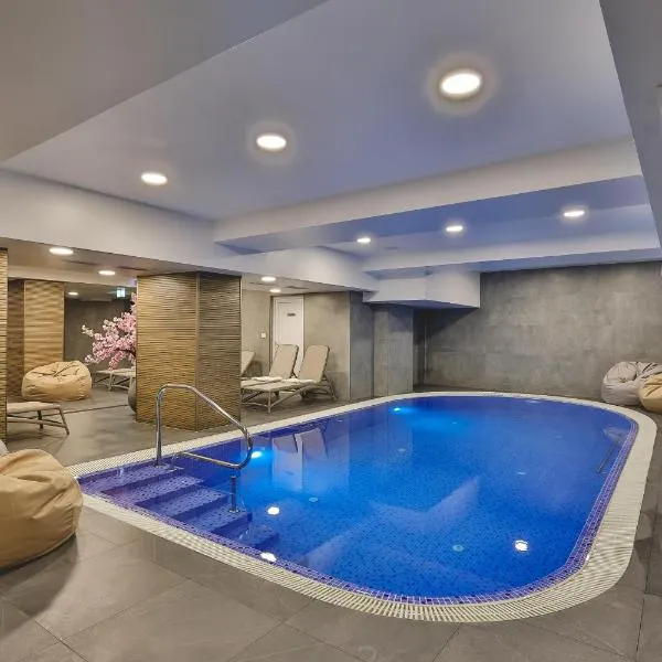 多纳酒店，位于瓦特拉多尔内的酒店