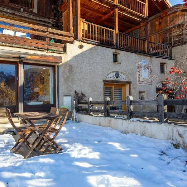 L'Alpazen Jouve Studio Terrasse，位于圣韦朗的酒店