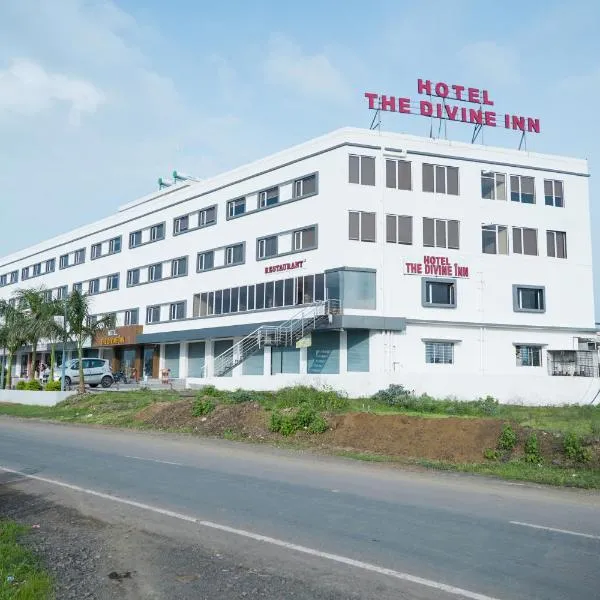 Hotel The Divine Inn,位于Garudeshwar的酒店