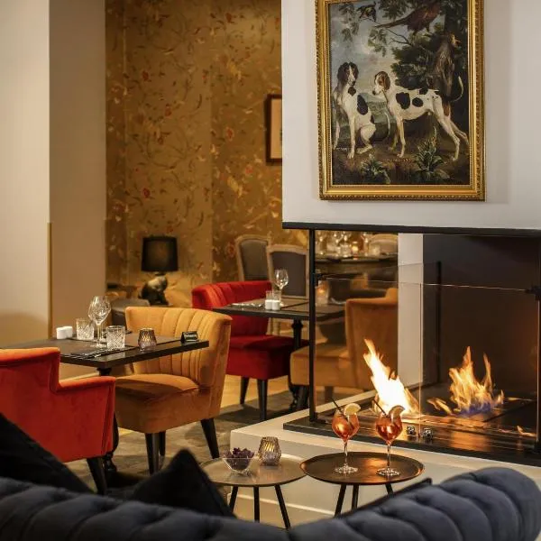 朗布依埃水星城堡酒店，位于朗布依埃的酒店