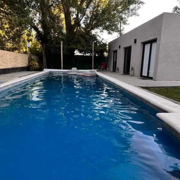 Piccolo Posto，位于内乌肯的酒店