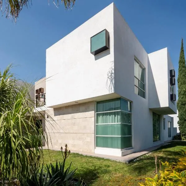 Los Frailes habitación principal，位于El Pueblito的酒店