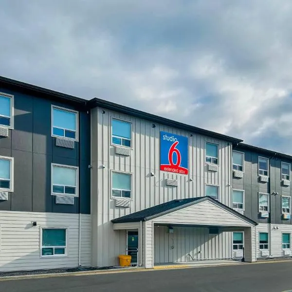 Studio 6 Fort Frances ON，位于弗朗西斯堡的酒店