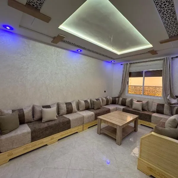 Spacious 3-Bedroom Apartment , Balcony & Garden View ,Free Parking, Oujda，位于乌季达的酒店