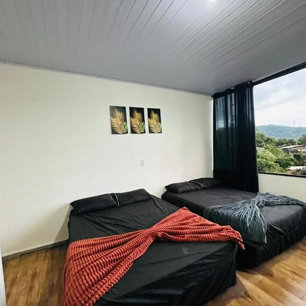 Apto Mobiliado Confortável em Caieras，位于Caieiras的酒店