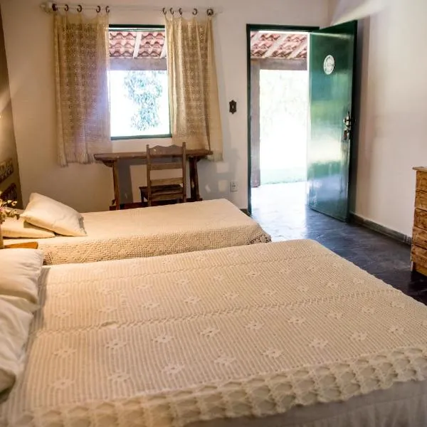 Pousada e Espaço Flor da Serra，位于克鲁赛罗的酒店