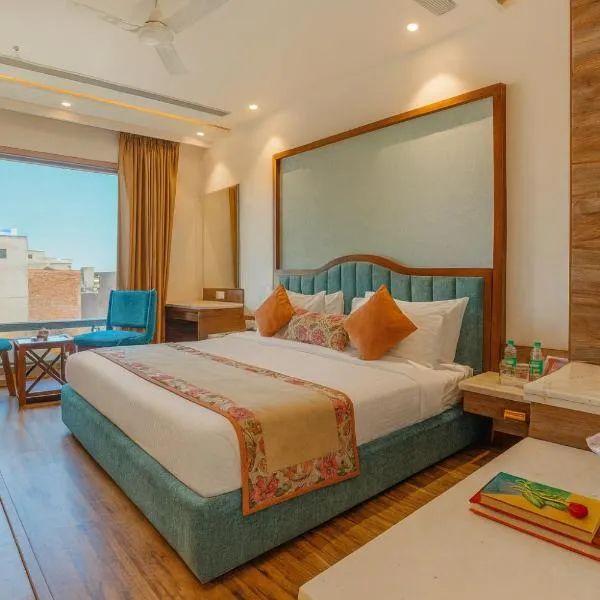 The Continental Square Amritsar !! Near Bus stand ! Parking ! Near Golden Temple，位于阿姆利则的酒店