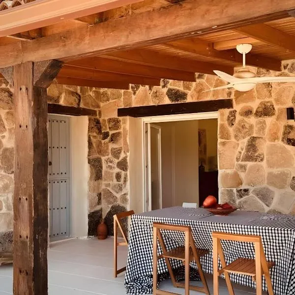 Casa En El Valle Del Tietar，位于Fresnedilla的酒店