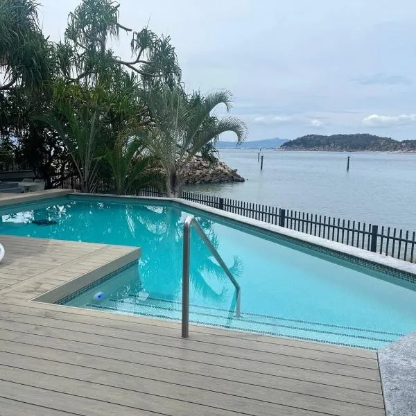 Maggie Bright point apartment Magnetic Island，位于耐莉湾的酒店