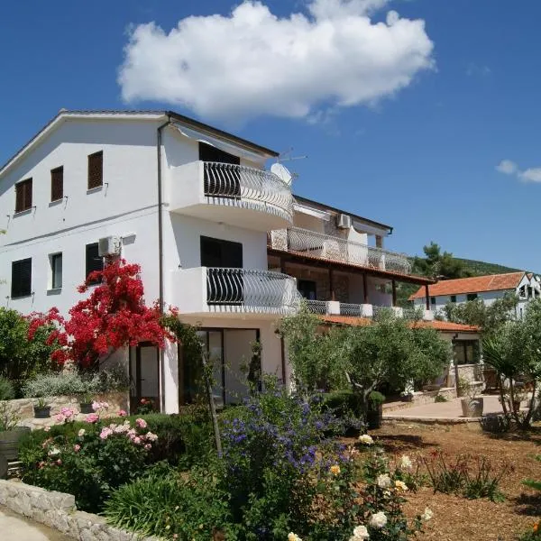 Apartmani Braco Caratan，位于萨瓦拉的酒店