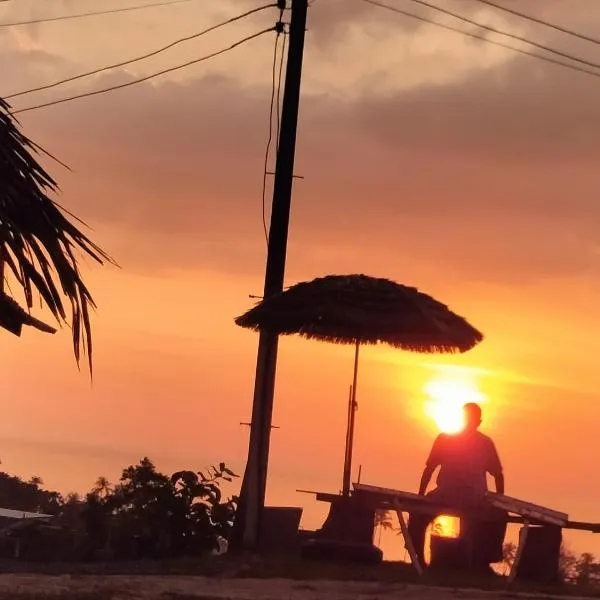 Shah Hill Hut，位于Phra Ae beach的酒店