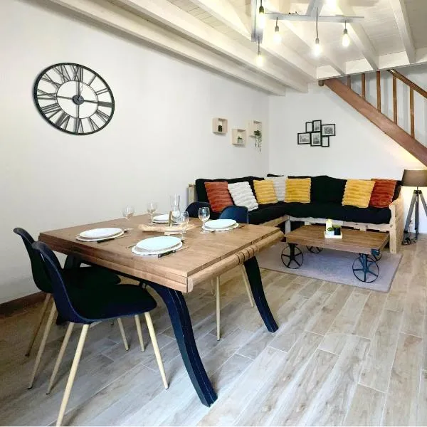 Le Nid Douillet - Duplex Bois & Charme，位于Mauléon的酒店