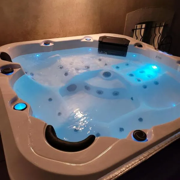 Echappée verte et jacuzzi proche de Paris，位于Vert-le-Grand的酒店