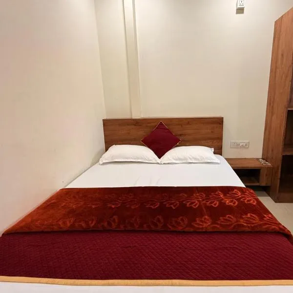 Port Inn Lodge，位于门格洛尔的酒店