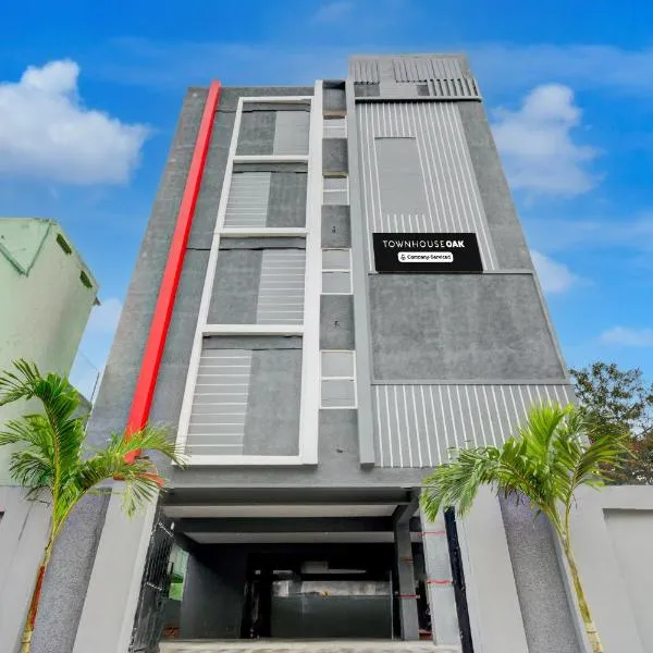 Super Townhouse Oak Nagaram Lake Hyderabad，位于Maula Ali的酒店