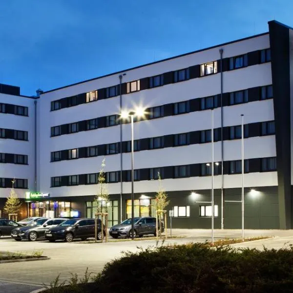 Holiday Inn Express - Kaiserslautern by IHG，位于凯撒斯劳滕的酒店