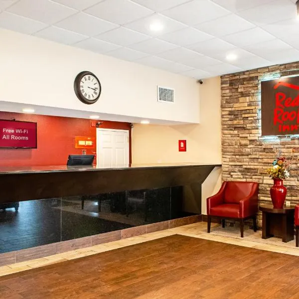 Red Roof Inn Slidell，位于斯莱德尔的酒店