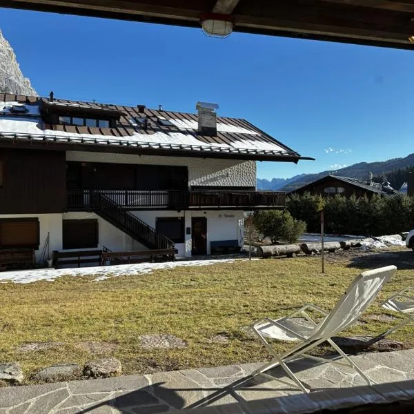 Cortina Chalet Skyview，位于Zuel的酒店