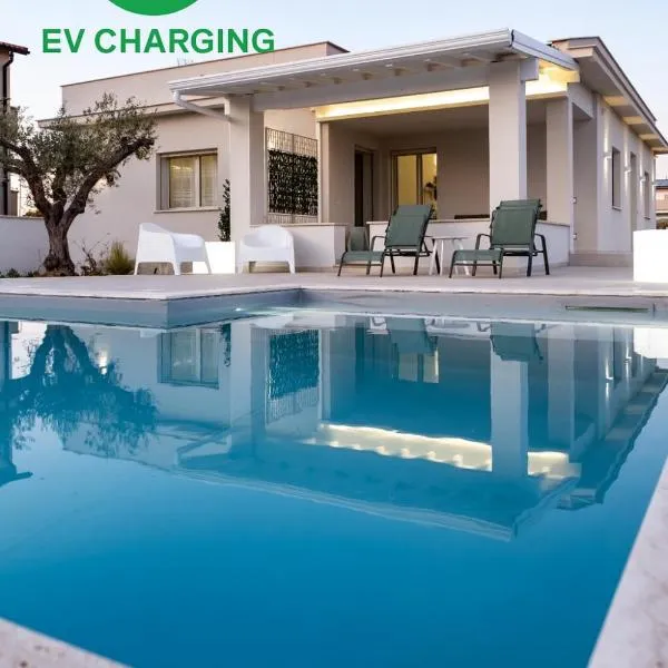 Villa Kora Suites&Pool，位于圣莱昂的酒店