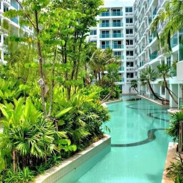 Amazon Condo, Building B, ground floor with direct pool access，位于乔木提恩海滩的酒店
