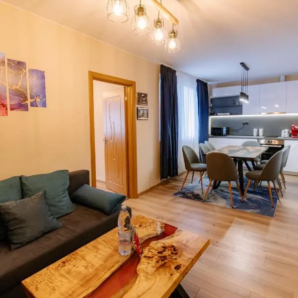 1 minute to main Street Grafa, NDK, FREE Parking, 3BDR，位于索非亚的酒店