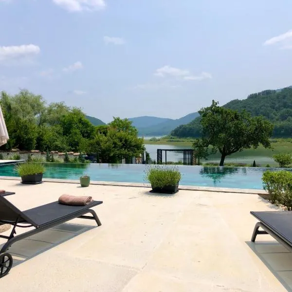 Drive Point (Adventure Lake Resort)，位于Asparukhovo的酒店