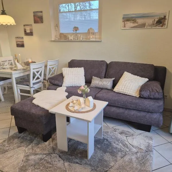 Gemütliche Ferienwohnung in der Natur Husum Hattstedt Nordsee Meer，位于Hattstedt的酒店
