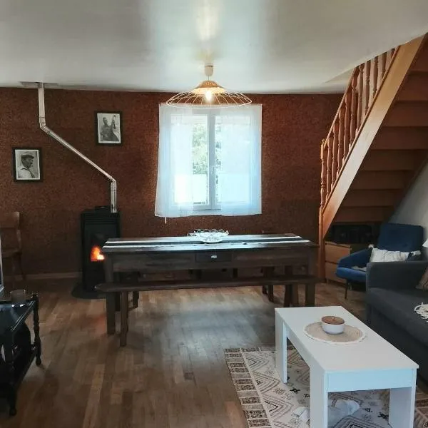 Grand Duplex, proche de la Dordogne，位于阿让塔的酒店