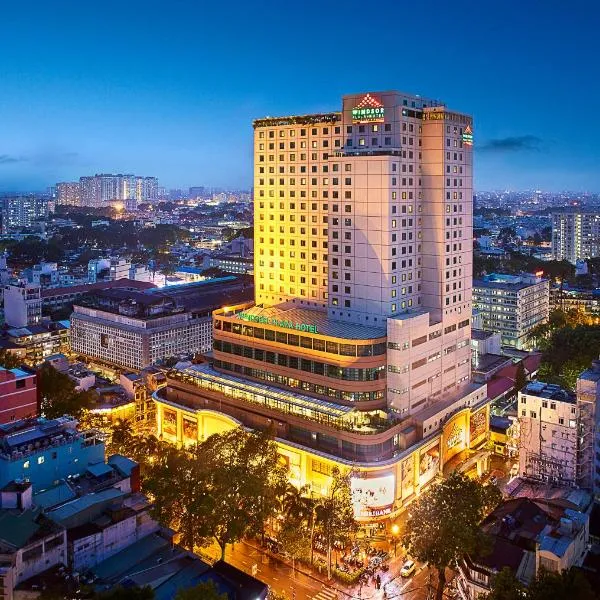 温莎广场酒店，位于Bình Thanh的酒店