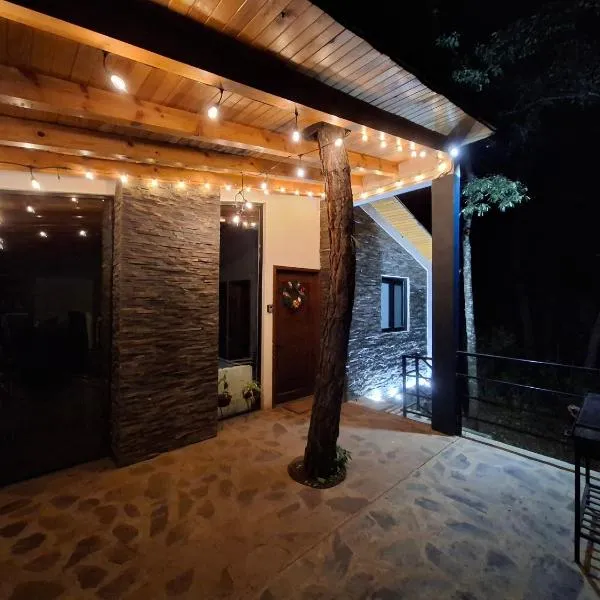 Cabaña "Alexa", en el corazón del bosque de Mazamitla，位于马萨米特拉的酒店