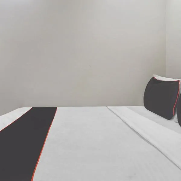 Collection O SV Grand Patancheru，位于Patancheru的酒店