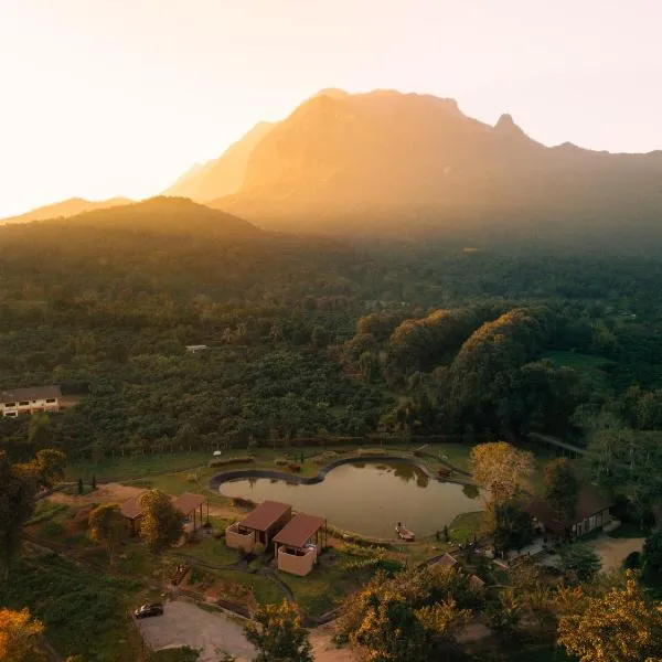 The Fam Cafe&Resort Chiangdao，位于清道的酒店