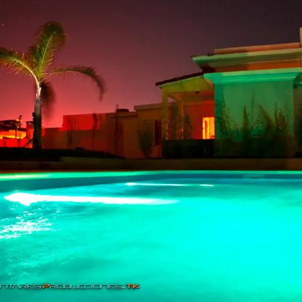 Hotel Esmeralda，位于Playa Verde的酒店