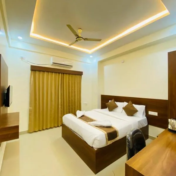 Hotel SAFKO Grand - Hopefarm Metro Whitefield，位于班加罗尔的酒店